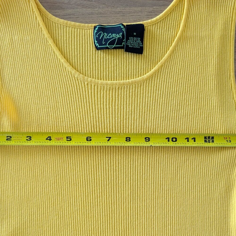 EUC Yellow Ribbed Tank Top with Ruffle Bottom size Medium - Picture 3 of 5